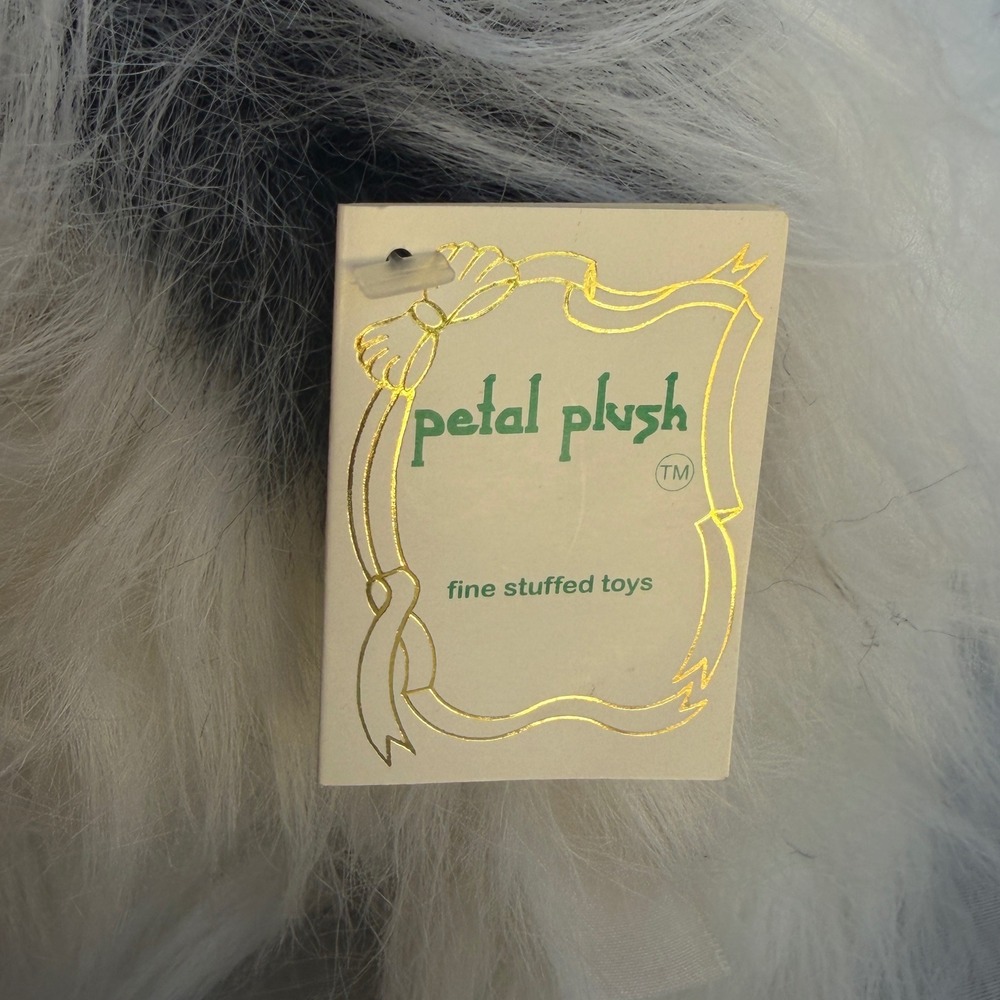 Petal Plush Stuffed Animal Unisex OS White New Vintage 1993 Shaggy Dog 1011-0 - Picture 2 of 12